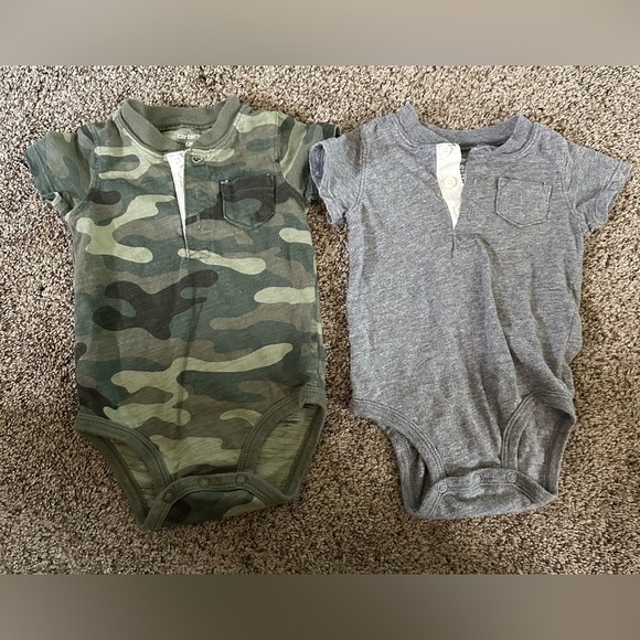 Assorted Baby Onesies Set - 12 pieces - Picture 10 of 10